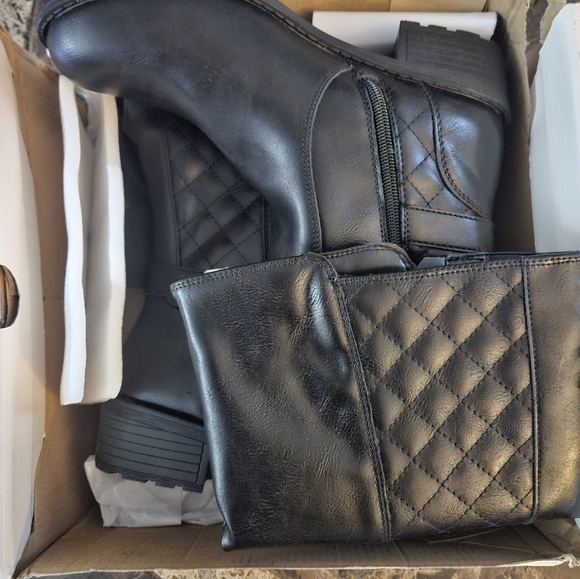 St. John's Bay Dexmore WWC Black Riding Boots NEW IN BOX - Picture 2 of 6